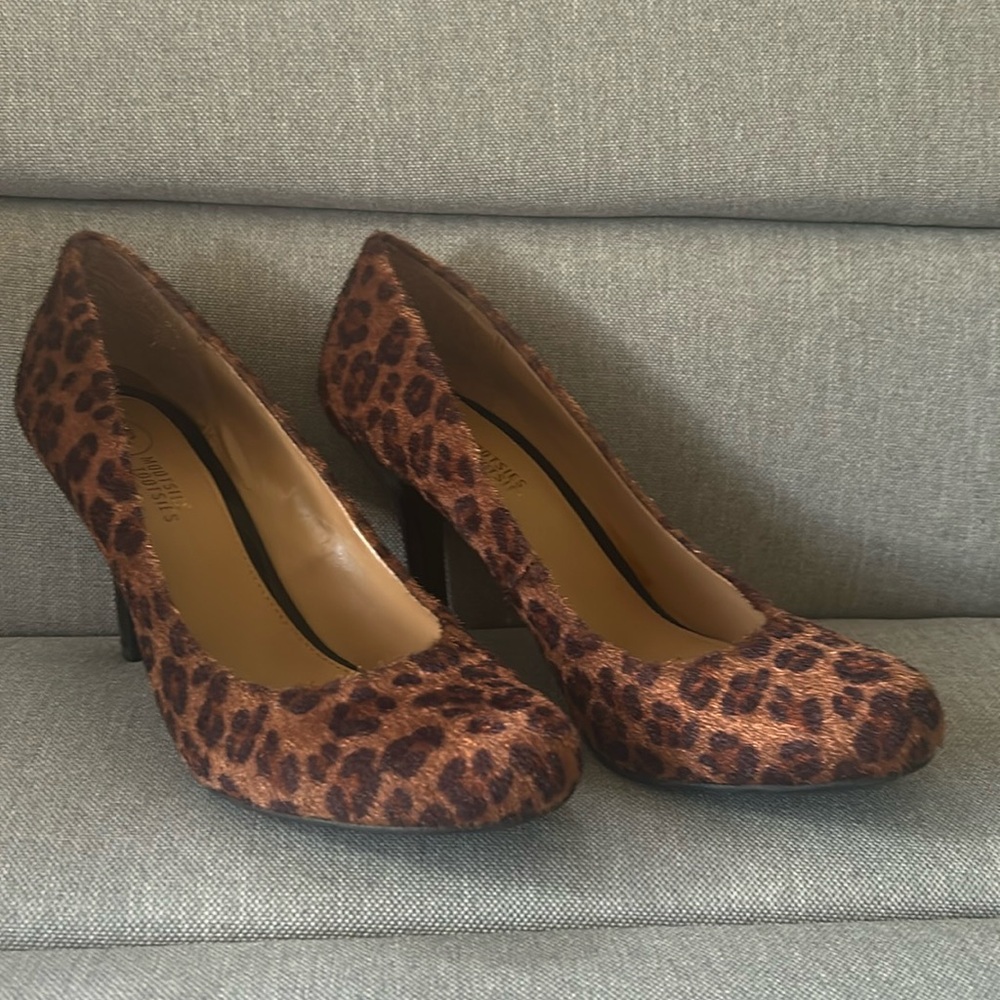 Mootsies Tootsies - Round Toe Leopard Print Calf Hair Pumps (8.5)